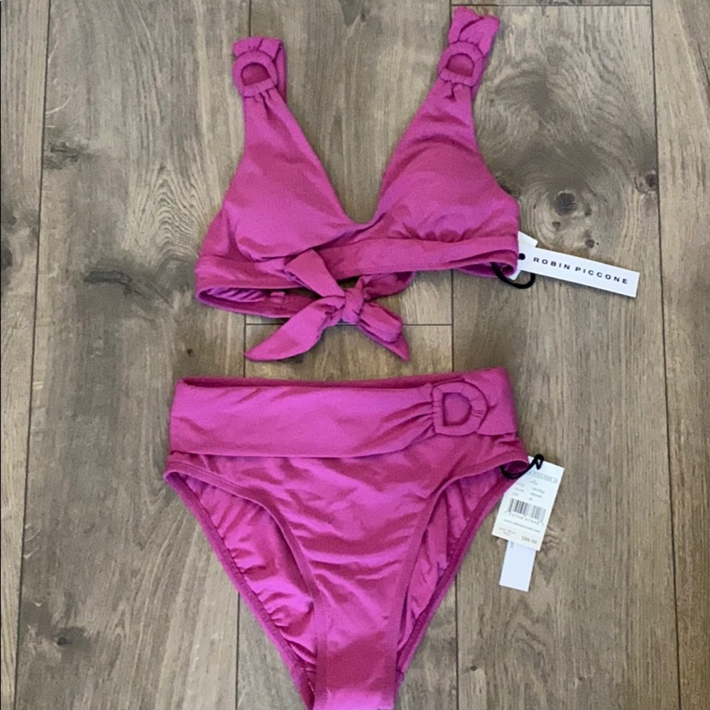 Women’s Robin Piccone swimsuit Xs